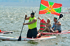 31 08 2025 Дед Мазай, фараоны и эльфы проплыли на сапах по Дону