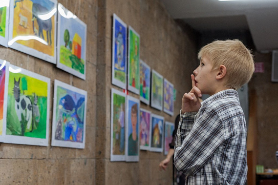 «Краски мира и добра»