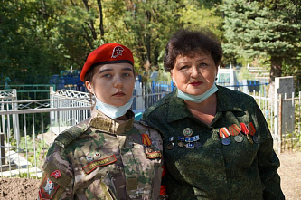 В Зернограде простились с четырьмя красноармейцами