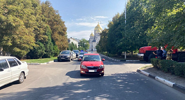 В Новочеркасске машина сбила 12-летнюю девочку
