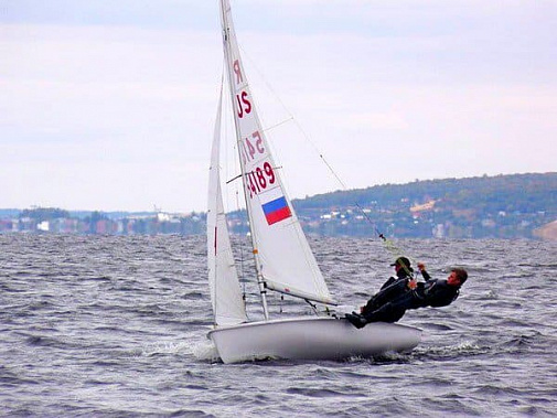 Две яхты класса 420 юным азовским спортсменам купили за счет регионального бюджета