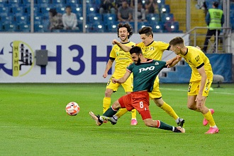 Футболисты «Ростова» в кубковом матче обыграли столичный «Локомотив»