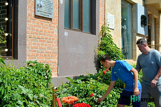 В Ростове открыли памятную доску футболисту Виктору Понедельнику