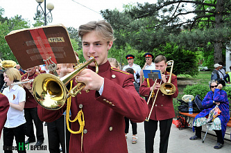 Азов - город воинской доблести