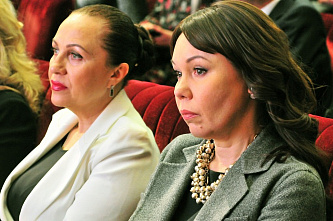 Донские власти поздравили женщин