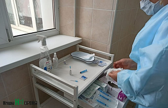 На Дону прорабатывают возможность выездной вакцинации от ковида на предприятиях