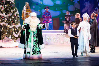 Около тысячи детей собрались на ежегодной Новогодней Губернаторской елке