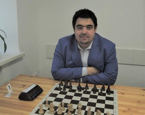 Руководитель сборной команды школы «Наставник» Олег Милушев: «Два матча с белорусскими командами, которые мы провели, были сложными. Предстоящая встреча с бразильцами наверняка будет еще сложней...»