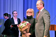 С Днем российской прессы, дамы и господа!