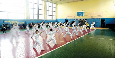 В Зимовниках создали хорошие условия для развития детско-юношеского спорта
