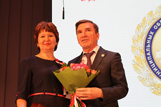 На ком страна держится