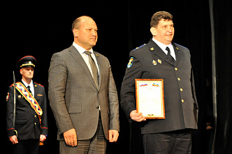 В Ростове сотрудники органов внутренних дел на транспорте отпраздновали профессиональный праздник