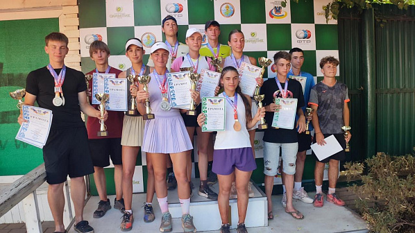 Донской спортсмен победил на первенстве ЮФО по теннису