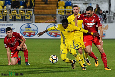 Бились, бились, поравнялись