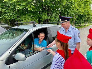Шоферы в Шахтах получили «письма счастья» от юных помощников ГИБДД