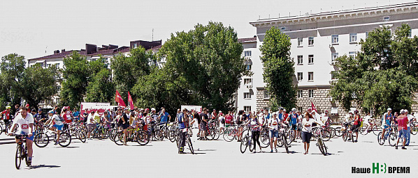 От проходной к площади