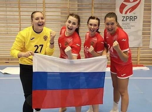 Четверка игроков «Ростов-Дон-2» оказывают существенную помощь сборной команде России. Фото с сайта «Быстрый центр»