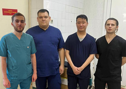 Ординаторы Ростовского медицинского университета в военном госпитале проходят не только практику,  но и работают как волонтеры