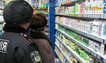 Житель Каменоломен отправился в колонию строгого режима за воровство одеколона
