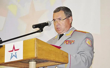 Замкомандующего войсками ЮВО обвиняют во взятках и подстрекательстве к мошенничеству