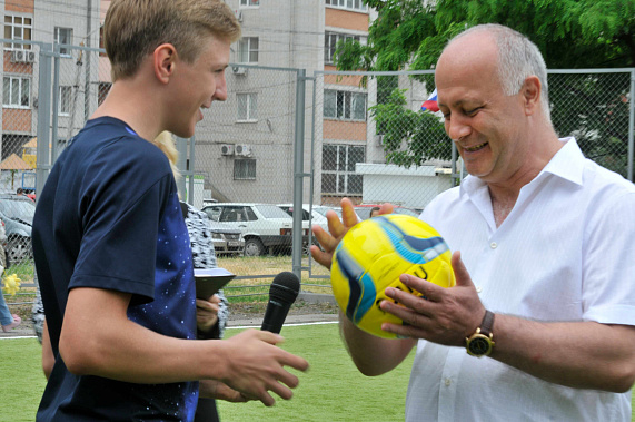 На новое поле с новыми силами