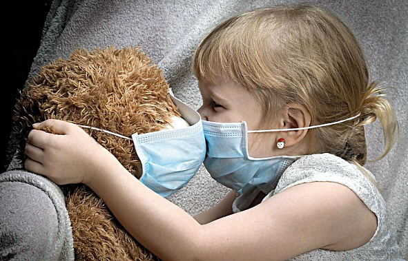 Дети болеют COVID-19 редко и недолго