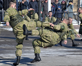 По Ростовской области прошел марш-бросок десантников