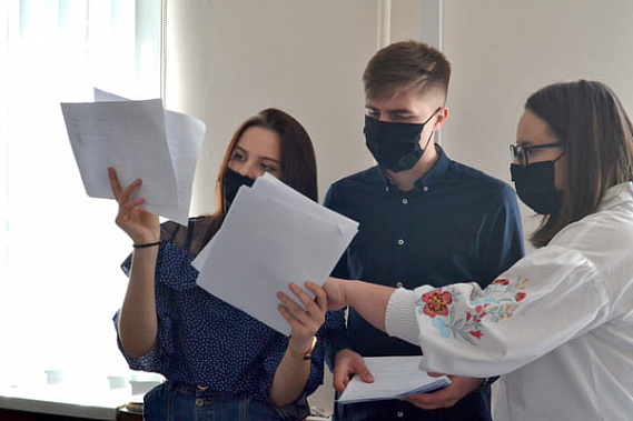 Где в Ростовской области можно купить маски для лица?