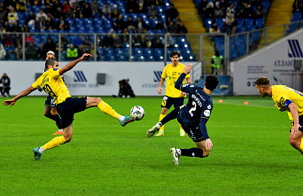 Остановить «Динамо» не удалось. Футболисты «Ростова» уступили московским динамовцам на своем поле