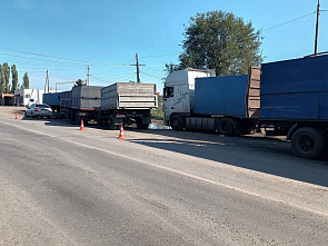 В Целине водитель грузовика умер за рулем — произошло тройное ДТП