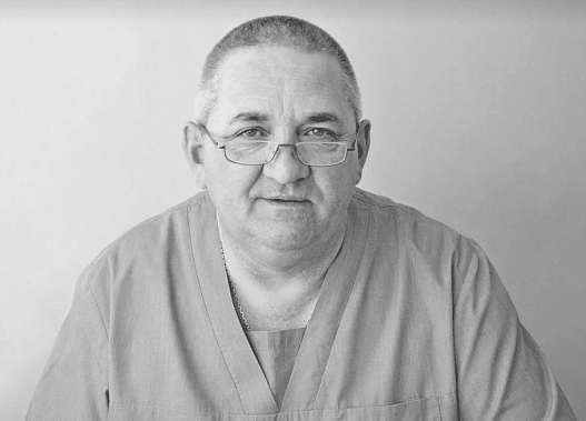В ковидном госпитале РОКБ скончался хирург Валерий Крат
