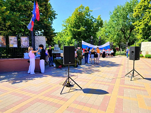 В Ростове у памятника «Солдатам Победы»…