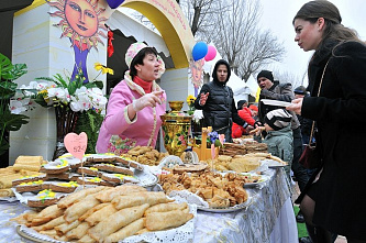 В Ростове отпраздновали Масленицу