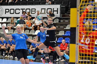 Гандболистки «Ростов-Дона» провели первый контрольный предсезонный матч