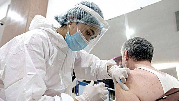 Болеть стали меньше, но пандемия не завершилась