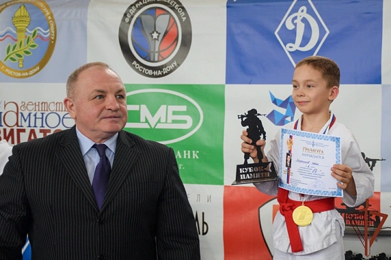 Турниру по рукопашному бою — имя Героя России!