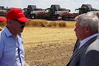 Донские селяне приступили к уборке урожая-2021