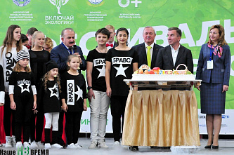 Победителям – награды, детям – торт