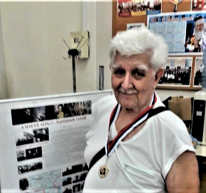 Таким  запомнился нам  победитель турниров на кубок “Нашего времени” мастер спорта Александр Ольшанский