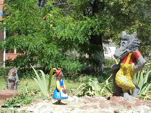 Пушка, грифон и Посейдон