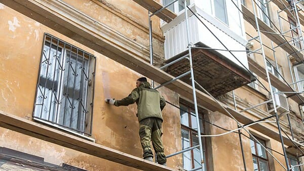 До конца года на Дону отремонтируют более 1,5 тысяч многоквартирных домов