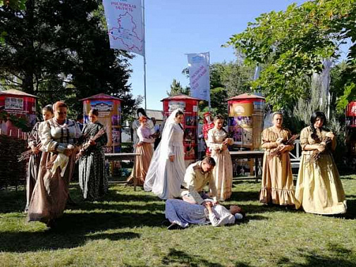 Дончане стали театральными марафонцами