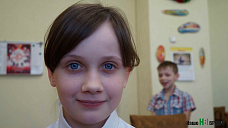 Маленькая мама Тася