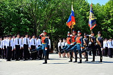 Полицейских прибыло