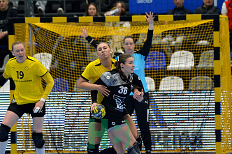 12.05 Гандболистки «Ростов – Дона» обыграли «Динамо – Синару»