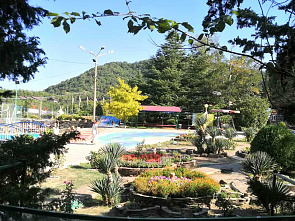 ШАТЭ – это более 7 га красивой территории, окруженной морем, горами и лесами