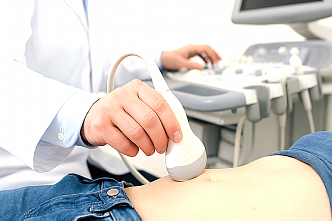 В каких частных клиниках действует полис ОМС