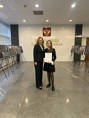 Софью Ильенко отметили за авторство и исполнение гимна для женского сообщества