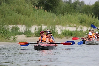 03 07 2025 Семьи с особенными детьми сплавились на байдарках по Дону