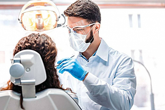 Можно ли заразиться COVID-19 у стоматолога?